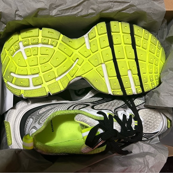 Balenciaga 3xL brand new size 13 - Picture 2 of 7